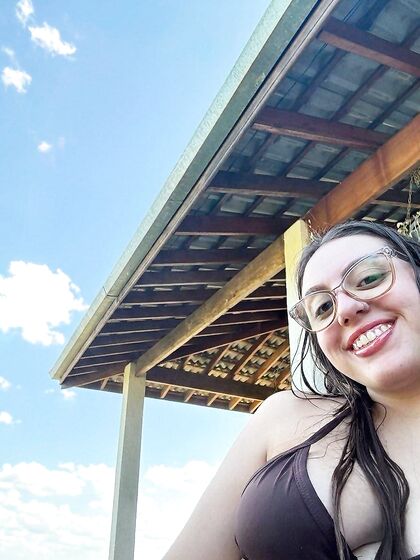 Letícia Garcia Prazeres Peituda Gostosa